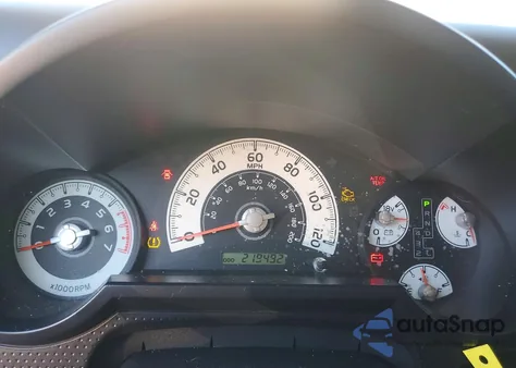 2008 Toyota Fj Cruiser z USA, uszkodzony, nr VIN JTEBU11F38K033706